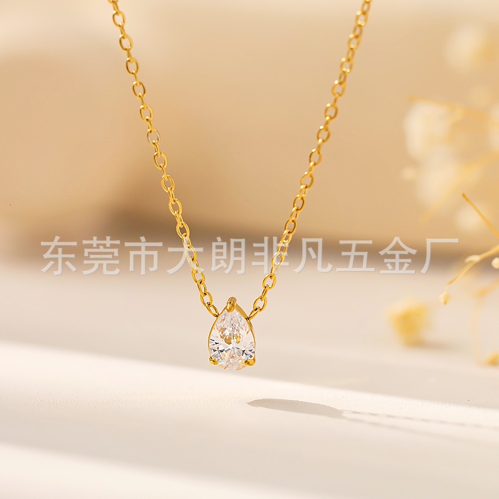Luxury Jewelry Designer Jewelry Cross-border Hot-selling Custom Fashion Zircon Necklace Titanium Steel Custom Women's Accessories Female Pendant 