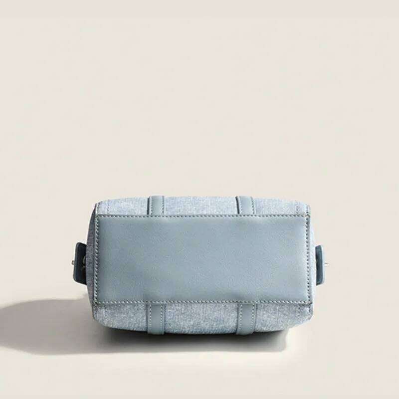 Designer Bags luxury bag Fashionable Retro Design Denim Blue Pillow Women's Hot Selling Item Trendy Crossbody Student Commuting Bag