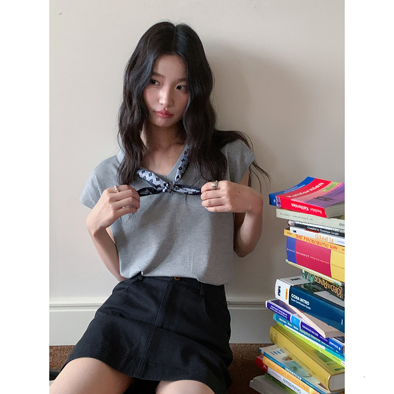 New Women's Top Pure Desire Style Bow Short Sleeve T-shirt Women's Summer New French Waist Reduction Short Top New Designer T-shirt