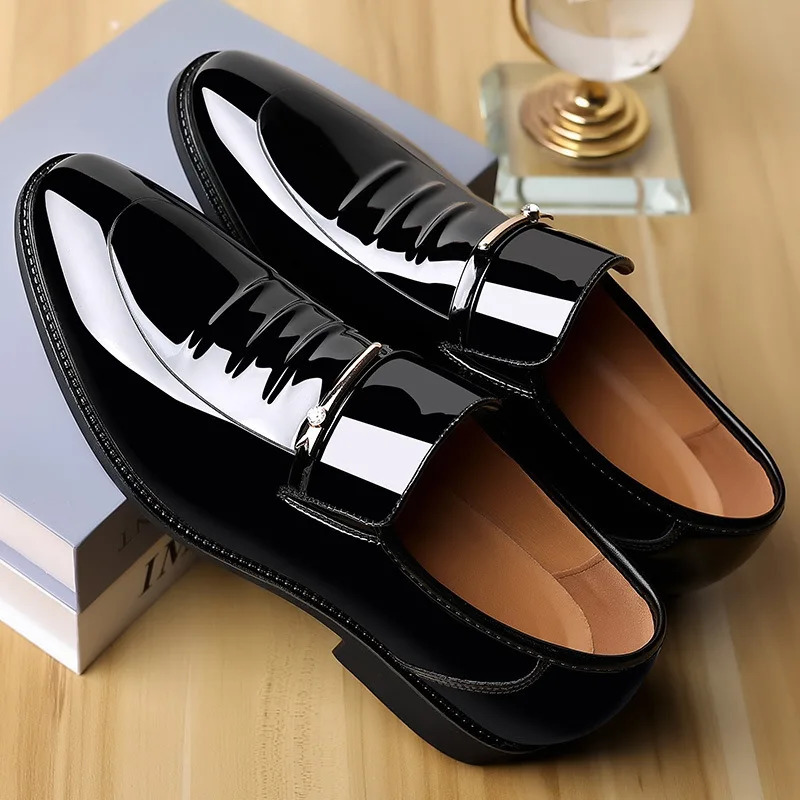 Patent Leather Shoes for Men Business Shoes Casual Point Toe Slip on Loafers for Men Party Wedding Plus Size Shoes 250712