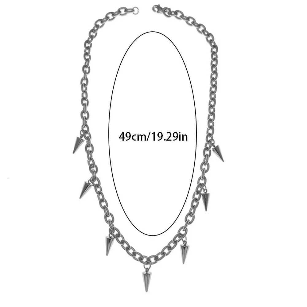Men Punk Style Rivet Tassel Necklace Women Fashion Geometric Titanium Steel Hip Hop Chain Necklace Jewelry W250712