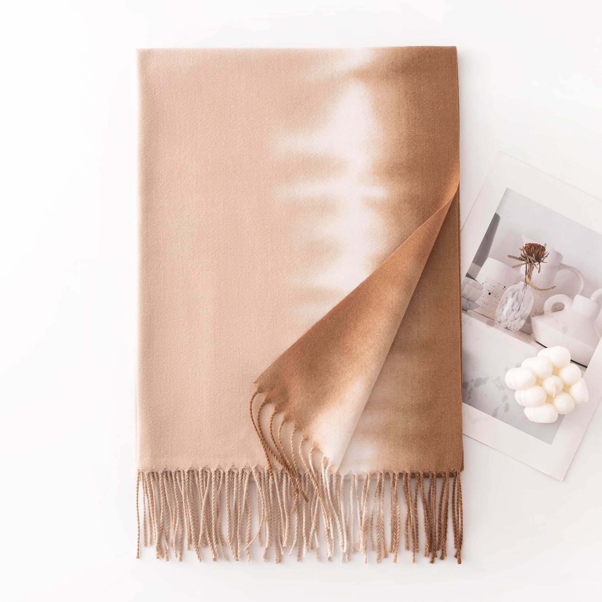 K1341 Cross-border autumn and winter fashion imitation cashmere scarf for women elegant versatile tassel gradient thick cold-proof warm shawl wholesal