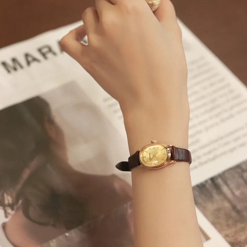 Vintage Women Watch Leather Strap Belt Ladies Watch Suitable For Gifts Women Elegant Casual Watch montre femme luxe Reloj Mujer 250712