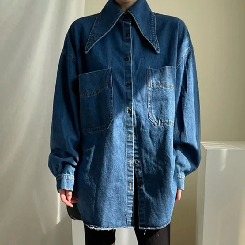 Korean Fashion Blue Denim Shirt Simple AllMatching Pop Pointed Collar Single Breasted Loose Big Pocket Washed Blouse 250704