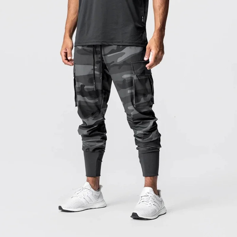 Camouflage Sports Pants Summer Thin Wide Mens Fitness Pants Loose Dry Elastic Sports Pants Running Training Pants 250708