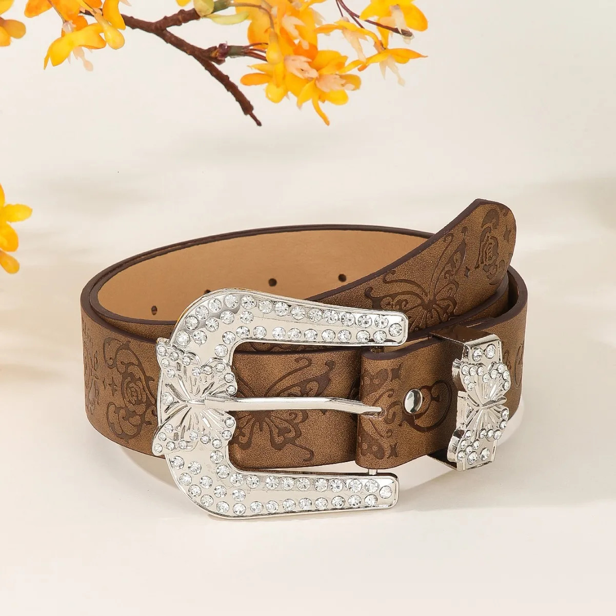 Fashion Retro Embossing Butterfly Diamond Buckle Brown Bb Belt for Women Leather Jeans Y2k Belt Punk Goth Accessories 250711