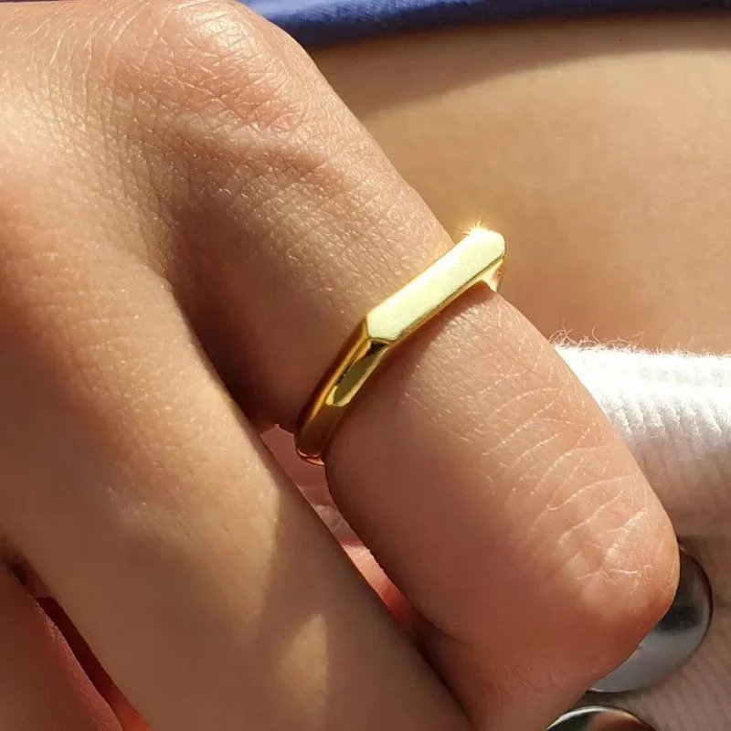 High End PVD Non Tarnish Minimalist Classic D-shaped Stainless Steel Ring Trend for Women Men 250708