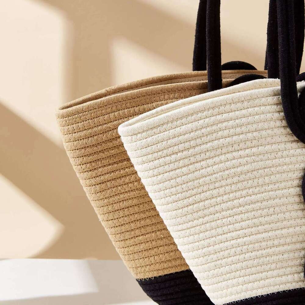 New Cotton Thread Straw Wheel Women's Woven Handheld Vacation Leisure Street Photography Shoulder Beach Bag