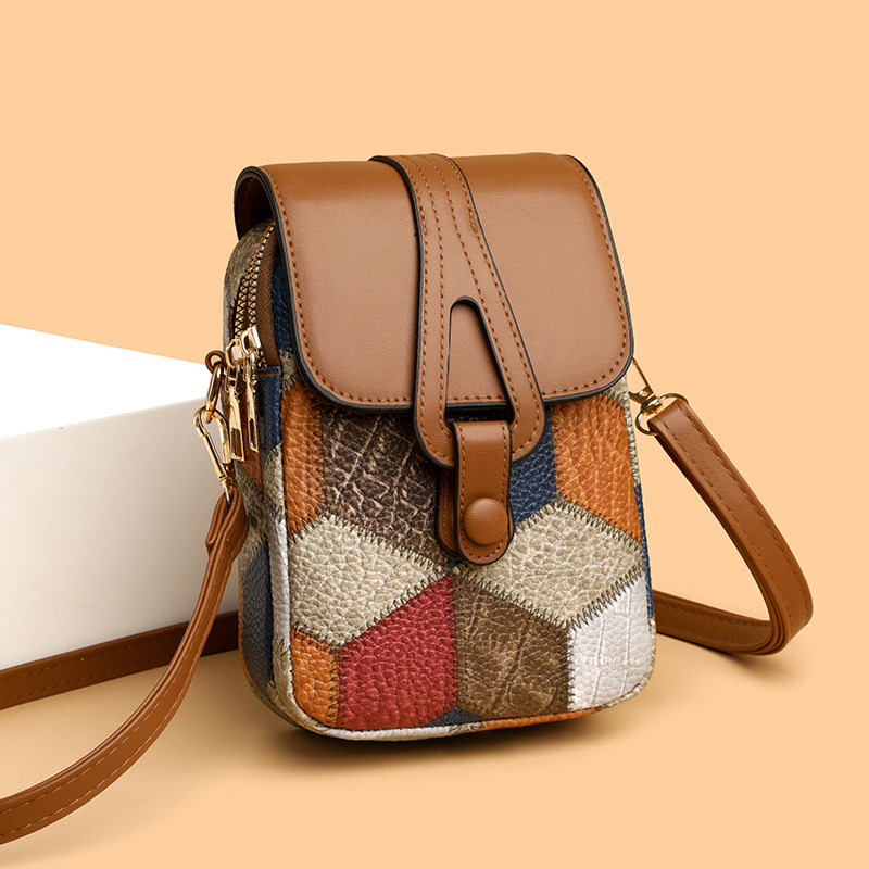 Free Shipping Designer Bag Phone Bag Crossbody Bag Zipper Shoulder Bag Versatile Fashion Vertical Exquisite Soft Leather Luxury Bag Casual Small Bag