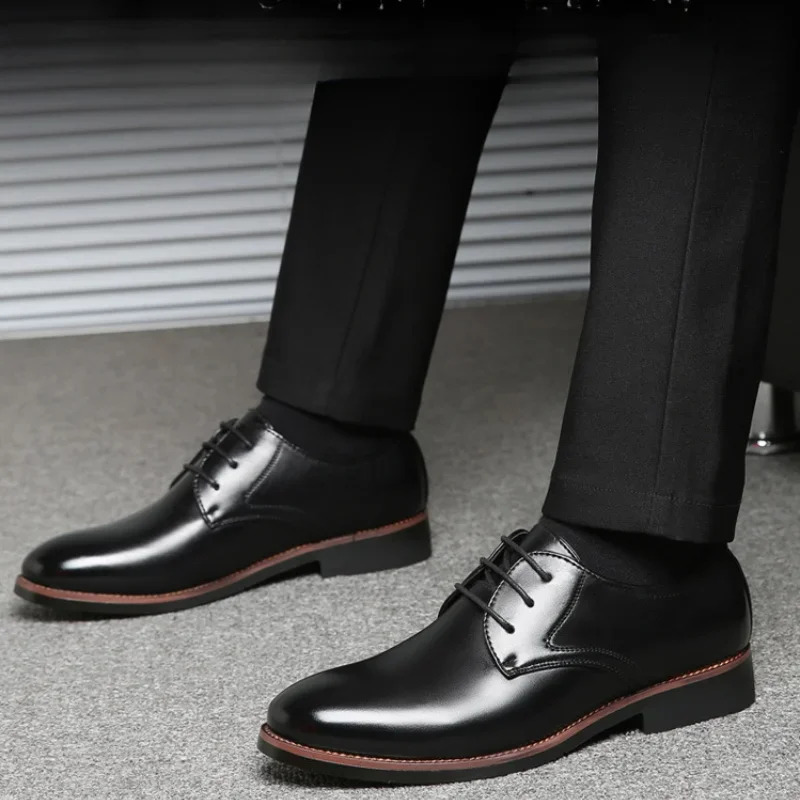 Men Breathable Leather Shoes Black Soft Leather Soft Sole Spring and Autumn Groomsmen Men Business Formal Casual Shoes 250712