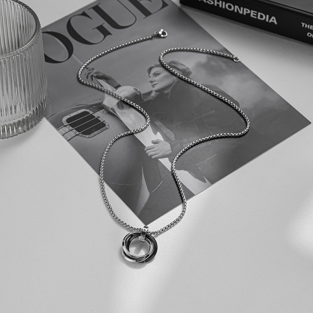 Luxury Jewelry Designer Jewelry European And American Cross-border Three-ring Pendant Interlocking Minimalist Titanium Steel Necklace Trendy Men'
