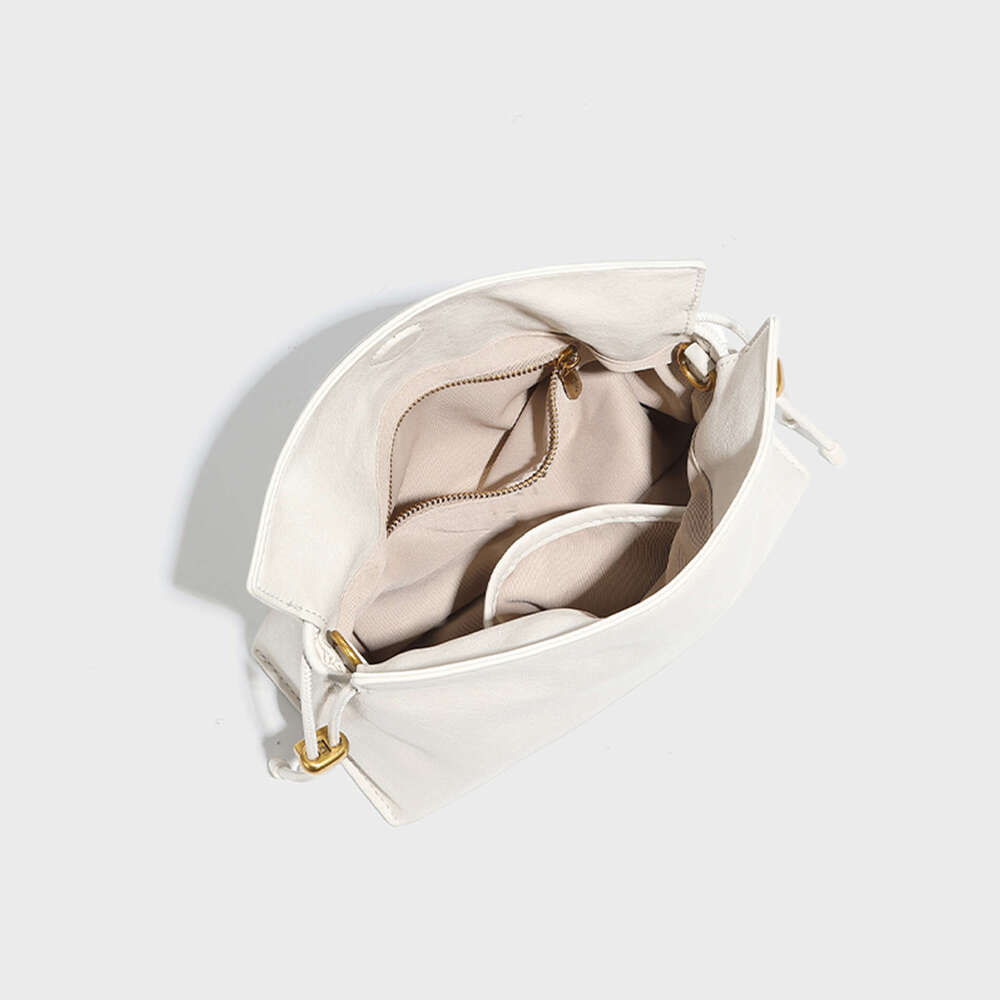 Drawstring Lucky 2025 New Style Versatile Chain Fashionable Shoulder Crossbody Cloud Bag