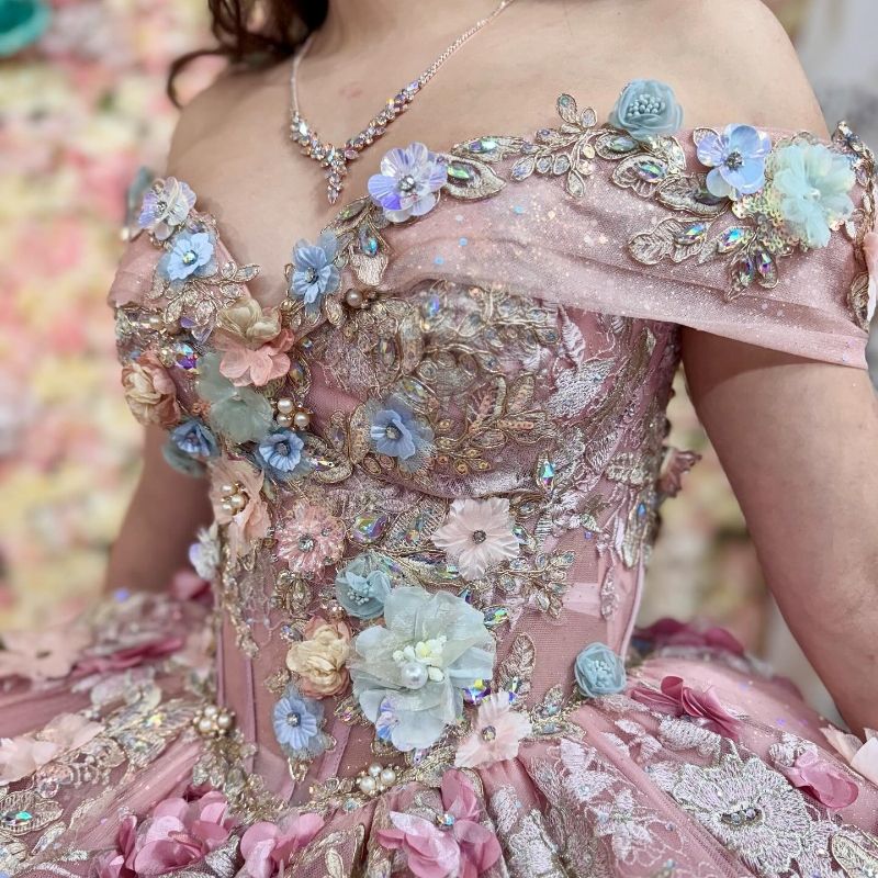 Pink Shiny Sweetheart Quinceanera Dresses Off Shoulder Applique Flower Beading Crystal Tull Sweet 16 Dress Vestidos De 15 Anos