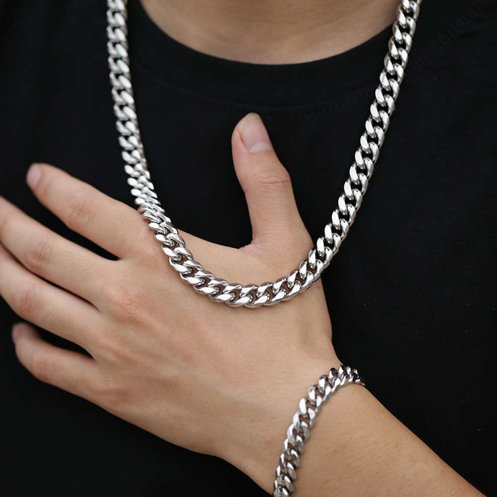 Luxury Jewelry Designer Jewelry Trendy Cool Titanium Steel Chain Necklace Stainless Steel Jewelry Clasp Round Polished Chain Men's Thick Bold Fas