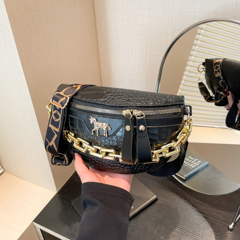 Luxury Brand Designer Bag Foreign Trade Chest Bag For Women 2024 New Korean Style Trendy Fashion PU Single Shoulder Bag Chain Casual Versatile Crossbo