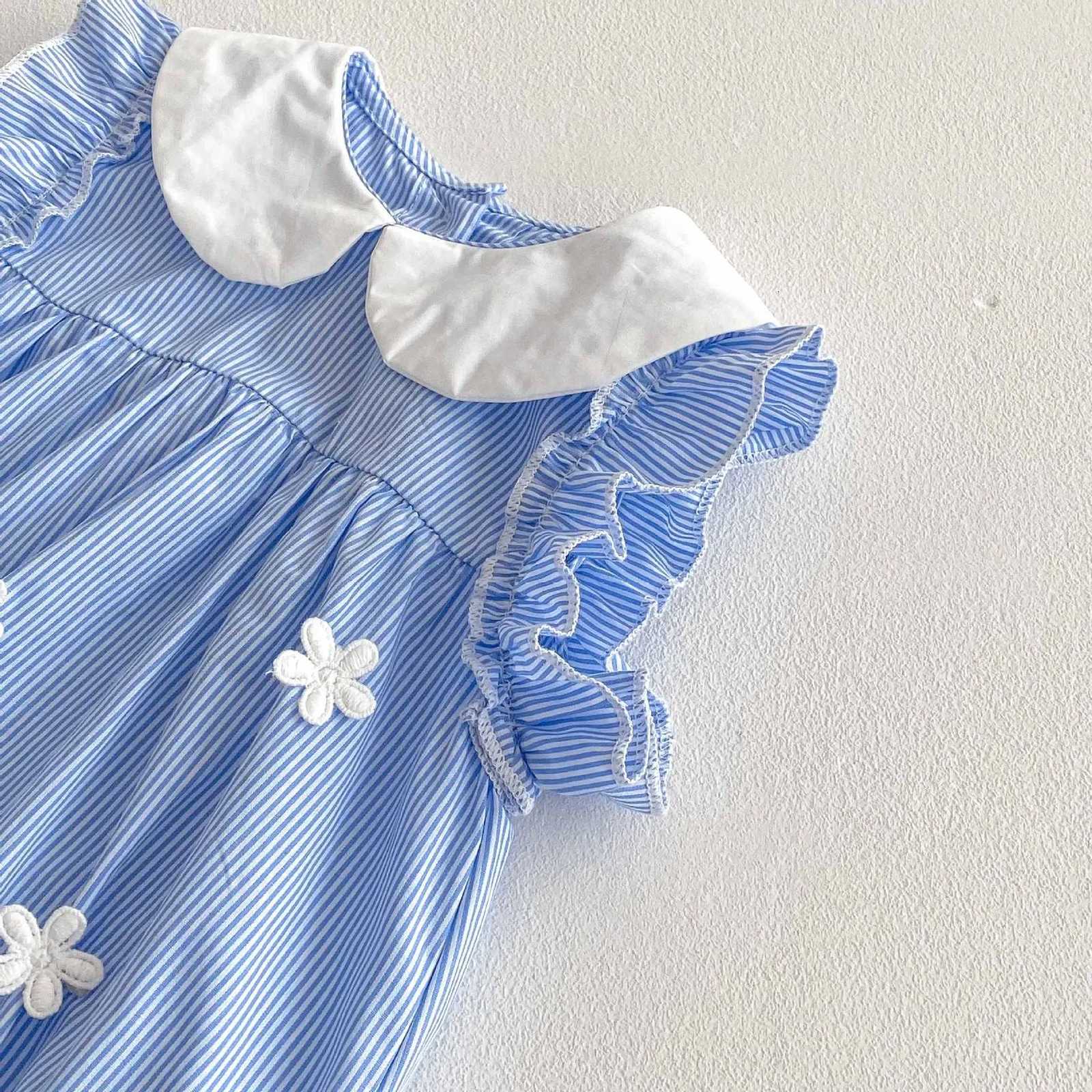 Baby Girl Summer Sleeveless Romper A-Class Cotton Blue White Stripe Peter Pan Collar Flower Applique Fresh Sweet Bodysuit Z250712