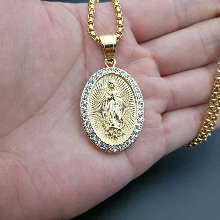 Virgin Mary Prayer Pendant Necklaces Gold Color 316L Stainless Steel with Rhinestone Women/Men Jewelry W250712