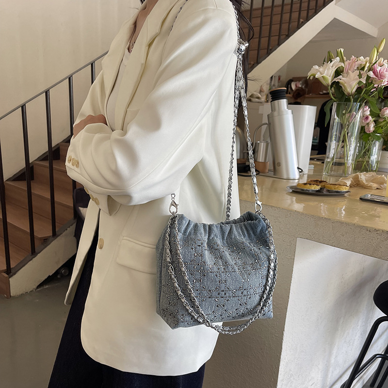 Free Shipping Designer Bag Super Popular Niche Rhinestone Bag For Women 2025 New Stylish Versatile Luxury Bag Chain Crossbody Bag Denim Pleated Bucket