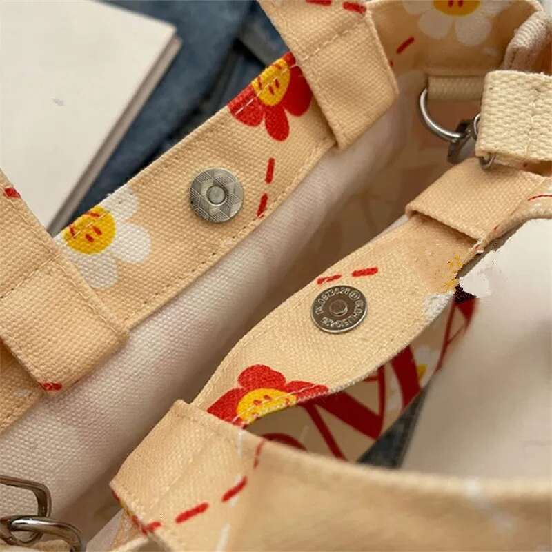Gentle Woman Letter Printing Small Tote Street Trendy Canvas Mini Handbag Shoulder Versatile Teen Women Crossbody Bag,