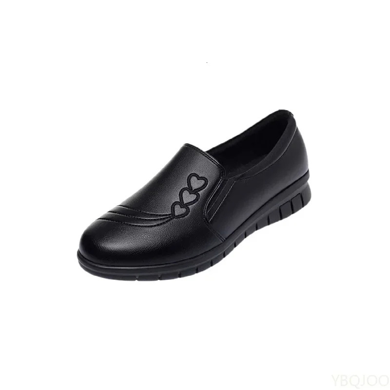 2025 Black anti slip work Shoes Womens Barefoot Mom Flats Kitchen waterproof shoes Soft leather comfortable ladies flat Zapatos 250707