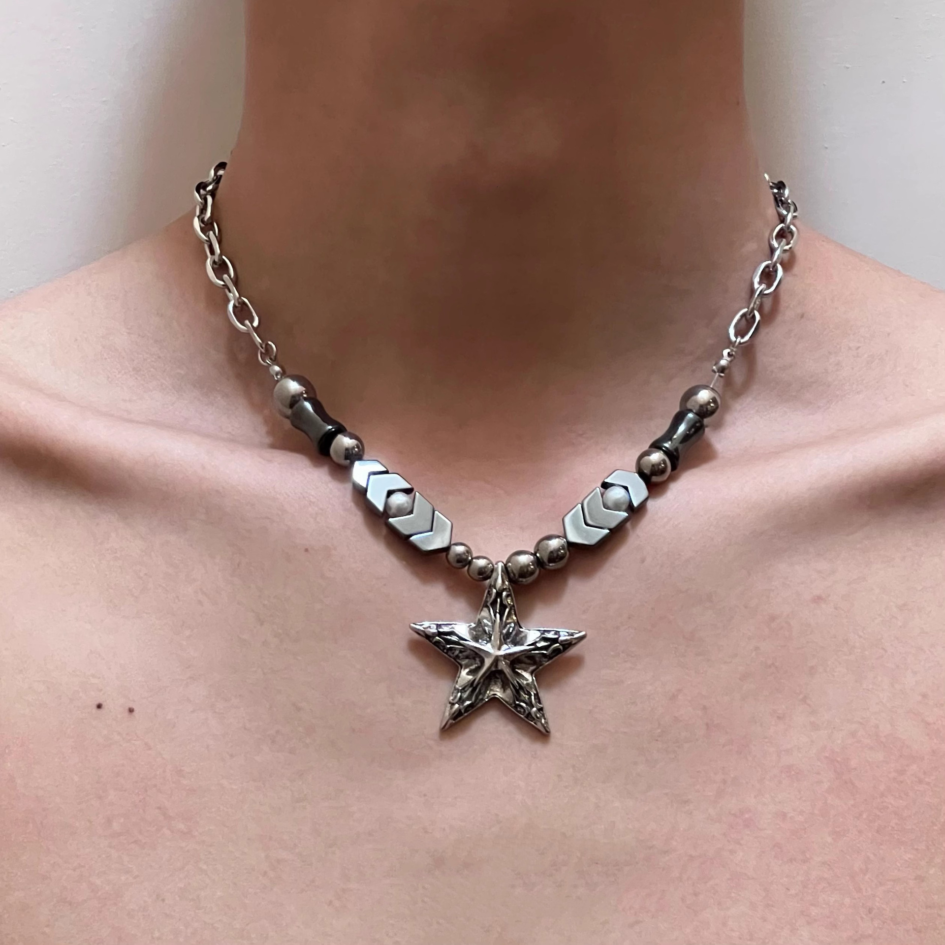 Luxury Jewelry Designer Jewelry Hip Hop Trendy Four-pointed Star Titanium Steel Non-fading Necklace For Men Simple Chain Niche Design Clavicle Chain T