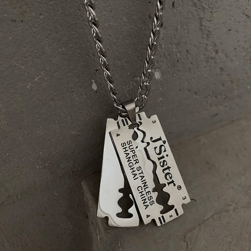 Luxury Jewelry Designer Jewelry 2025 Fashion Trend Hip-hop Razor Blade Titanium Steel Necklace For Men And Women Couples Hip-hop Personality Pendant T