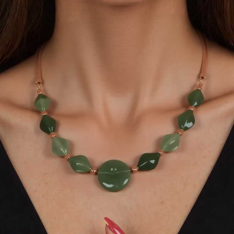 Handcrafted Inspired Statement Bead Necklace Unique Elegant Round Centerpiece Boho Chic Jewelry for Women Daily Wear W250712