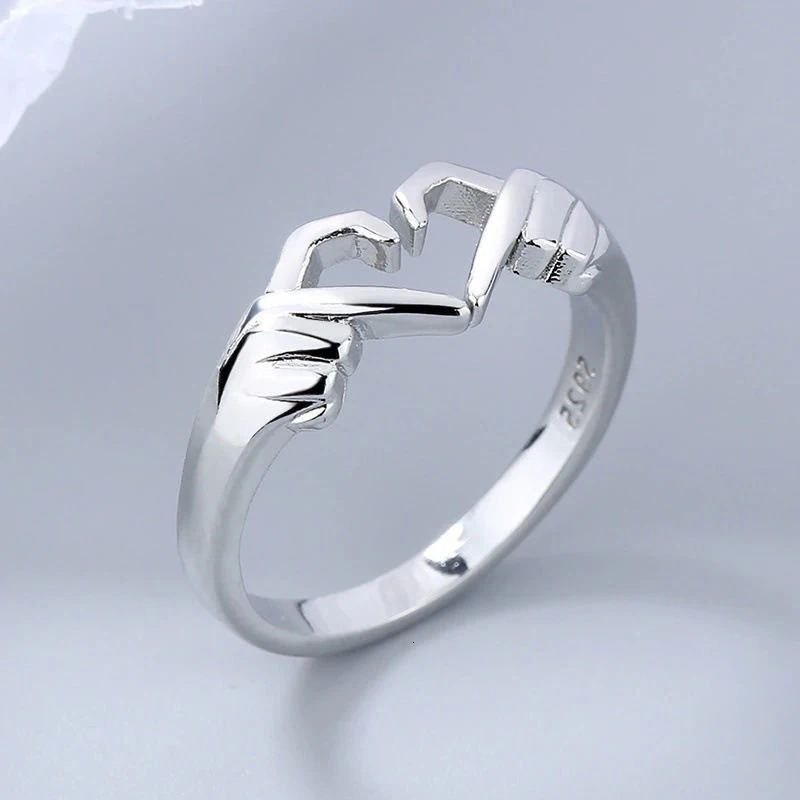 Romantic Love Hand with Heart Shaped Ring Creative Couple Silver Color Adjustable Open Rings Personality Party Jewelry Gift 250704