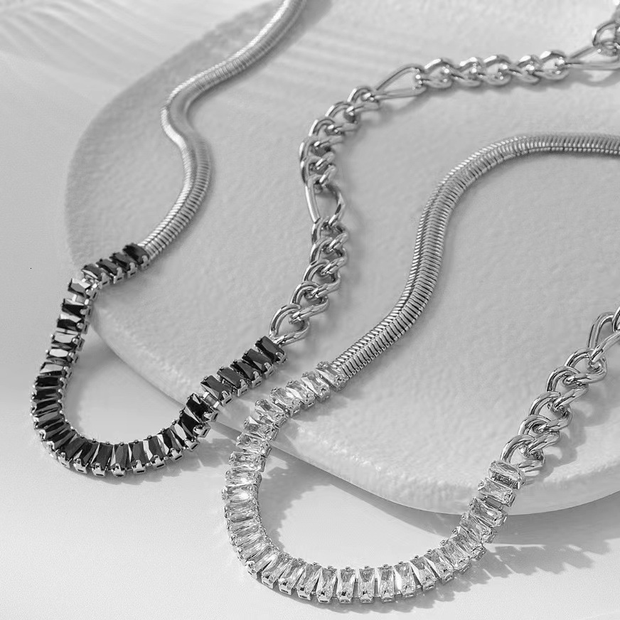 Luxury Jewelry Designer Jewelry Titanium Steel Basic Necklace For Men And Women, Ins Style Simple Collarbone Chain, Trendy Brand Versatile European Am