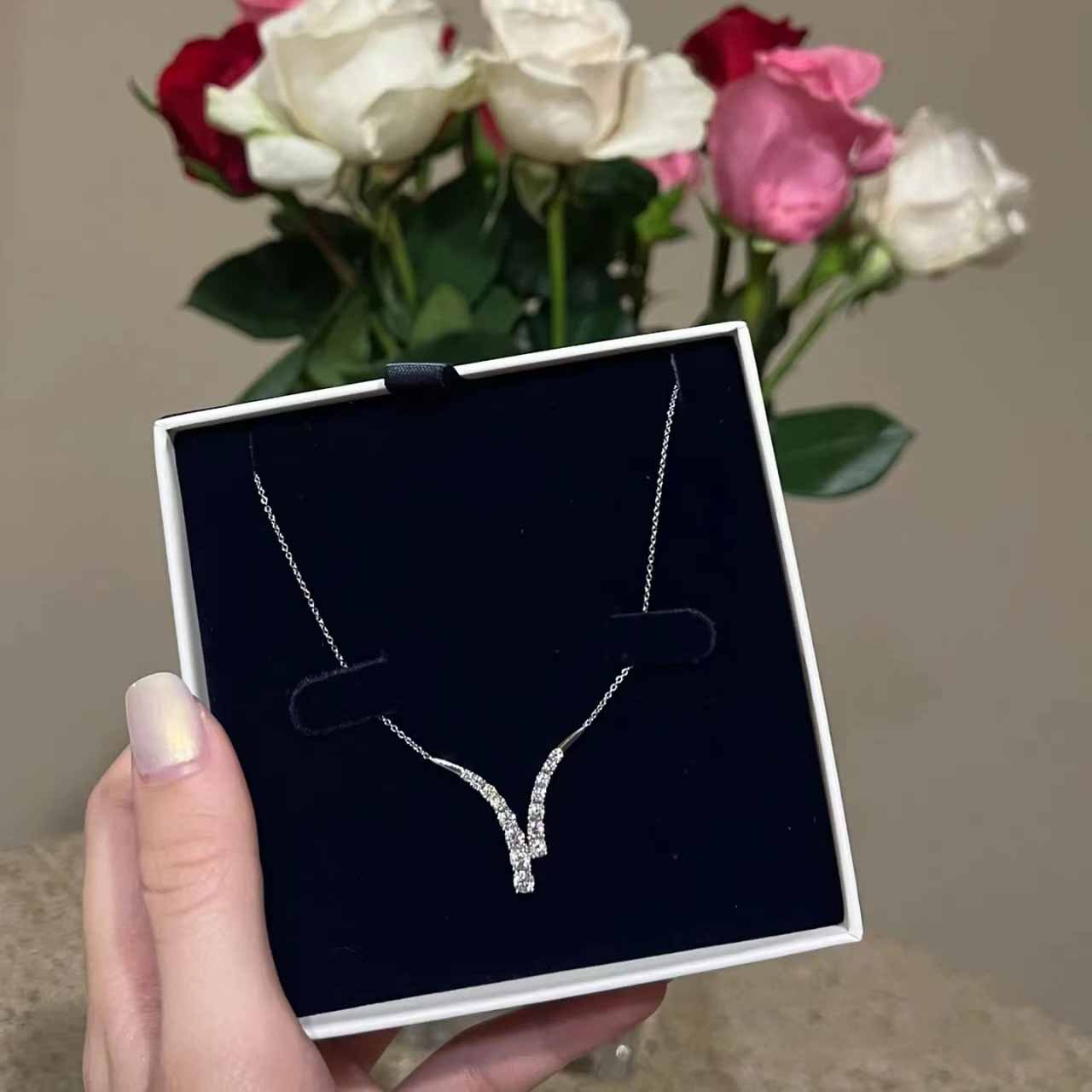 Simple Fashion Jewelry Letter Pendant 925 Sterling Silver PaveRound Cut White Sapphire CZ Diamond Party Lady Women Wedding Clavicle Necklace Gift