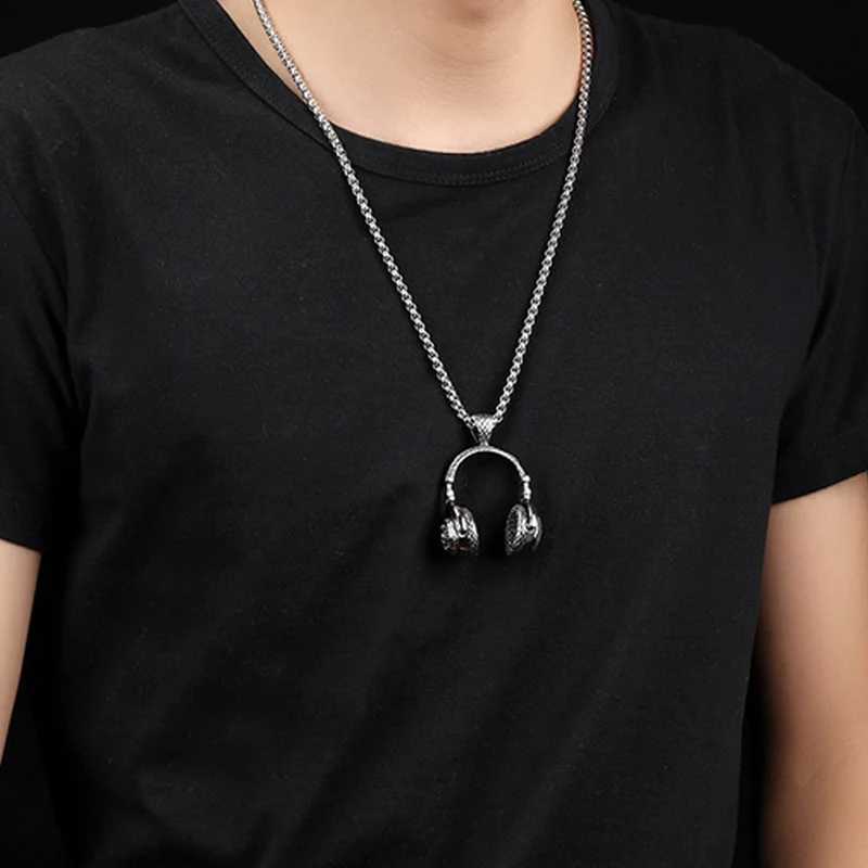 ropaean And Accessories Hip-hop Rock Music Alloy phone Necklace Pendant Titanium Steel Lovers Necklace W250712