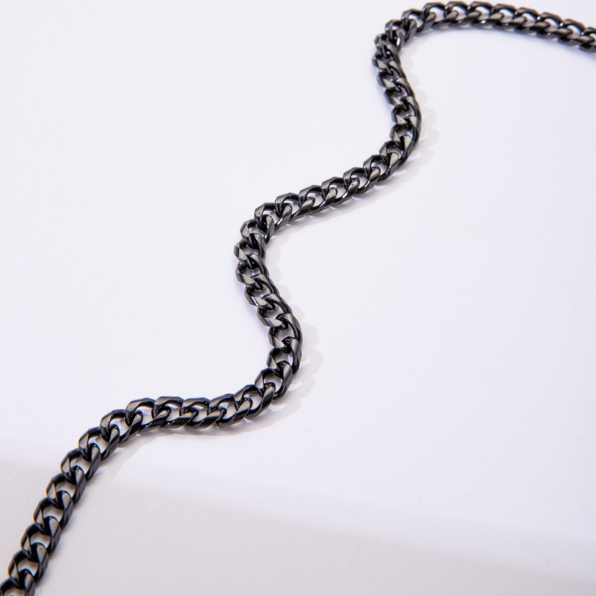Luxury Jewelry Designer Jewelry Titanium Steel Necklace Amazon Hot Selling European And American Hip Hop Trendy Chain Men's Black Collarbone Chai