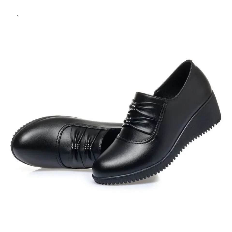 Cresfimix sapatos femininas women cute black wedge heel pumps lady classic round toe el work comfort heel shoes zapatos ab190 250707