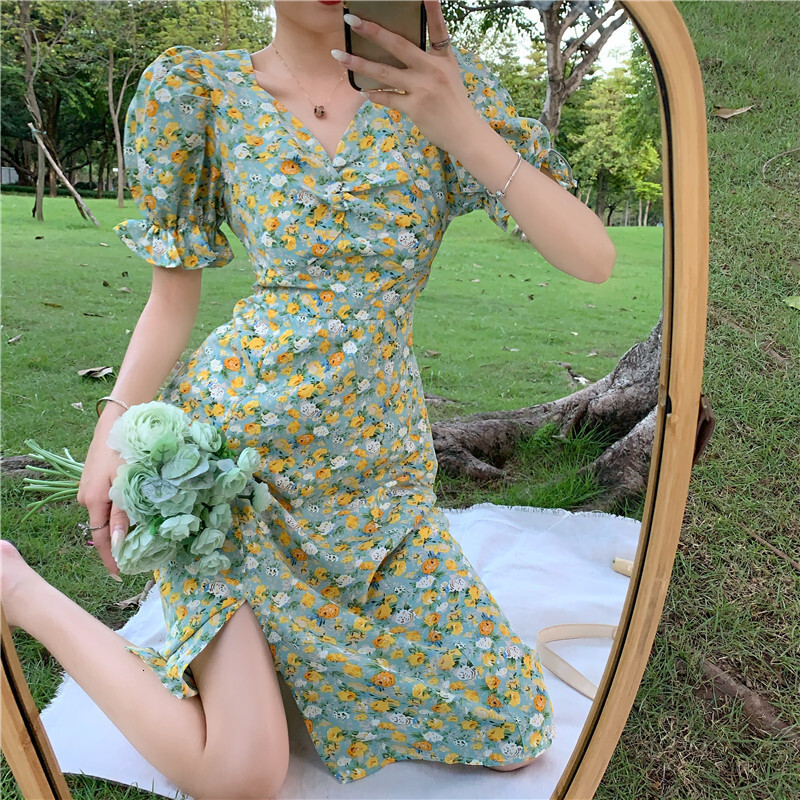 Summer clothing new women's skirt new fashion French bellflower elegant fluffy sleeves V-neck flower dress A-line skirt new luxury designer women