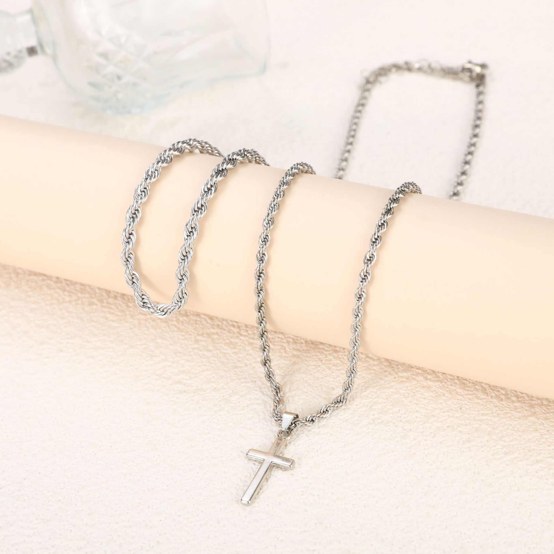 Luxury Jewelry Designer Jewelry European And American Cross-border Temu Hot-selling Couple Braided Chain Necklace Bracelet Hip-hop Trendy Chain Cross