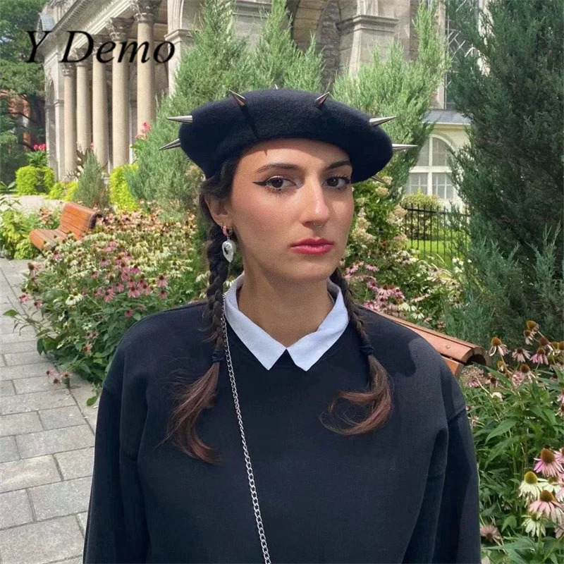 Y Demo Punk Rock Rivets Pu Splicing Womens Beret Hat Streetwear Woolen Sparks Adjustable Black Hats 250712