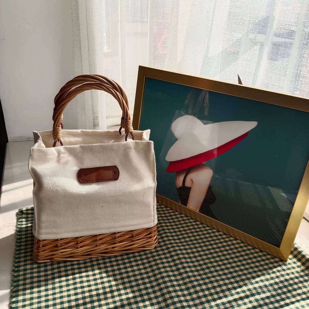 Handmade Straw Canvas Splicing Shoulder Woven Crossbody Rattan Portable Holiday Handbag Bucket Bag Female Summer