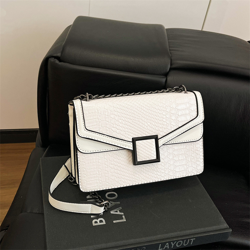 Luxury Brand Designer Bag Cross-Border Bag Niche High-End Snake Pattern Crossbody Small Square Bag For Women 2025 New European And American Trend Comm