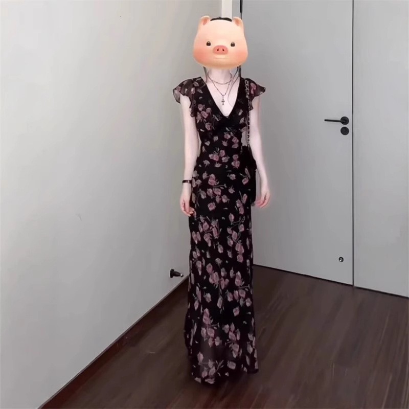 2025 Summer New Women's Skirt Black V Fashion Collar Rose Dress Summer New Elegant Waist Lace Sleeve Chiffon Long Dress Luxury Style Designer Dre