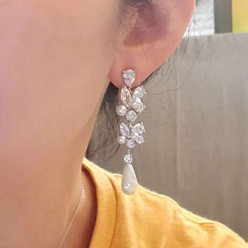 New Trendy Simulated Pearl Zircon Earrings for Women Elegant Engagement Wedding Bridal Earring 925 Silver Plating