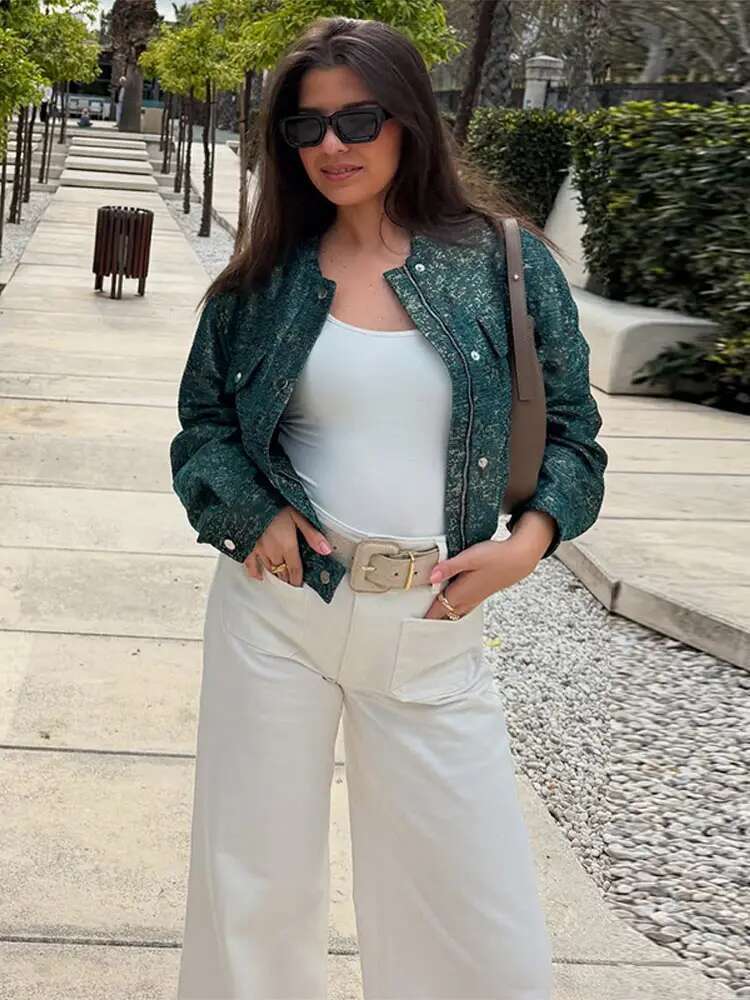 Autumn Retro Green Bomber Jacket For Women 2025 New Long Sleeve Pockets Zipper Short Coats Female Elegant Street Chic Outerwear