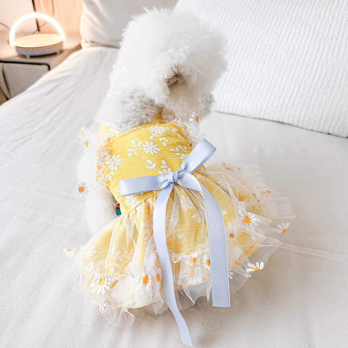 Summer Daisy Suspender Dress Pet Clothing Dog Cat Anti-Hair Loss Summer Yellow Princess Dress 250708