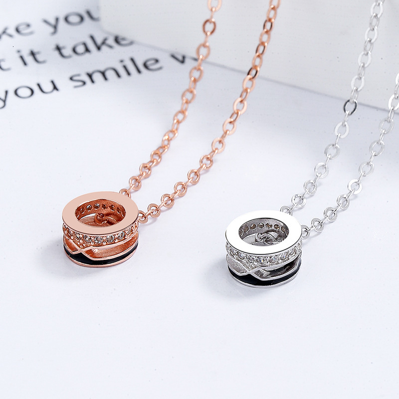 Luxury Jewelry Designer Jewelry 925 Sterling Silver Round Ring Necklace For Women, Niche INS Style, Light Luxury Design, Snake Bone Chain, 2025 New