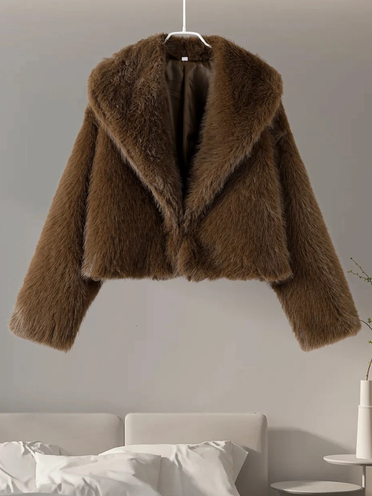 Coffee Faux Fur Short Coat Women Fluffy Lapel Long Sleeve Warm Thick Loose Jacket Fashion Winter Lady High Street Outwear 250708