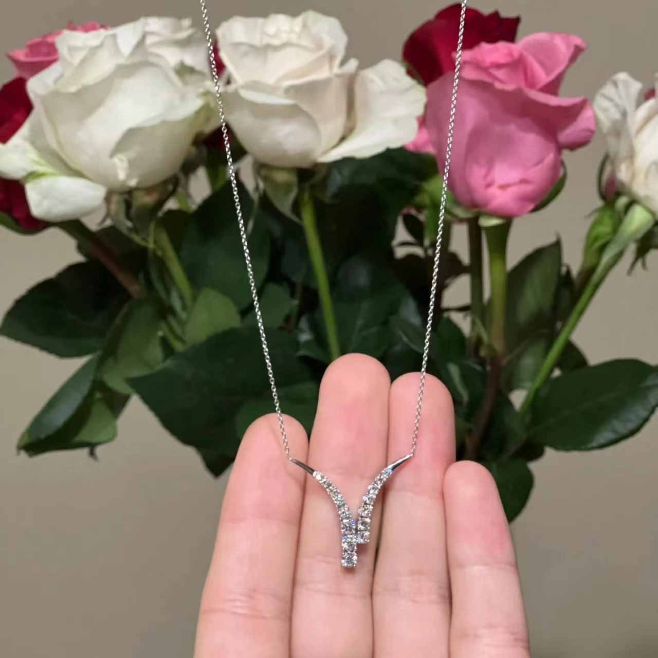 Simple Fashion Jewelry Letter Pendant 925 Sterling Silver PaveRound Cut White Sapphire CZ Diamond Party Lady Women Wedding Clavicle Necklace Gift