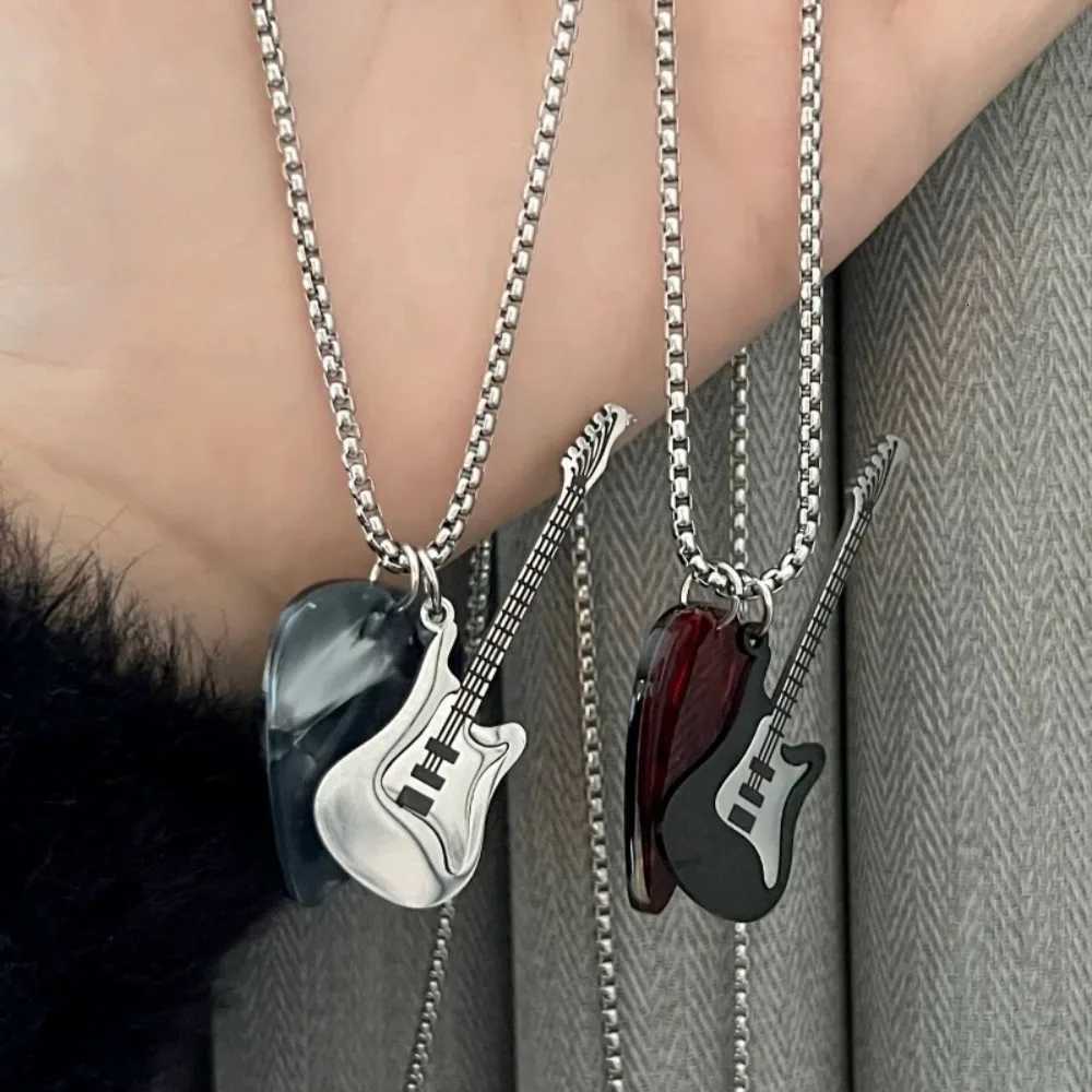 Hip-hop Guitar Pick Pendant Necklace Punk Titanium Steel Guitar Chain Choker Vintage Trendy Electric Guitar Sweater Chain Unisex W250712