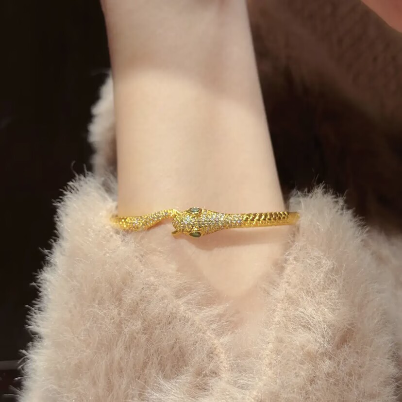 Stylish Eternity Band: Premium Sand Gold Charm Wrist Accessory Adorned With Shimmering Gems