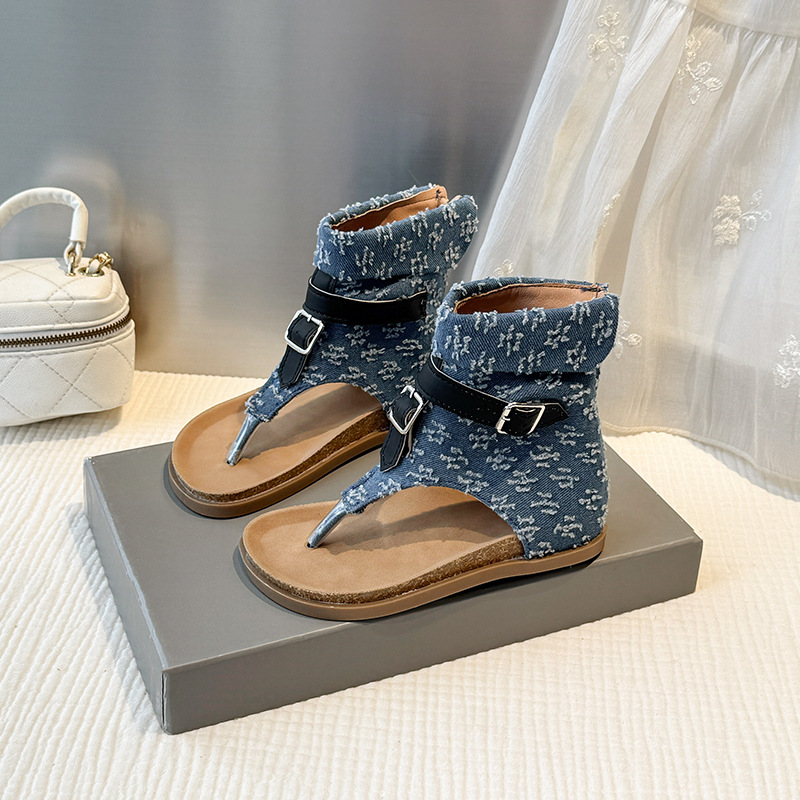 Denim Fashion Sandals New 2025 Summer Style Versatile and Stylish Toe - clip Low - heeled Roman Beach Shoes