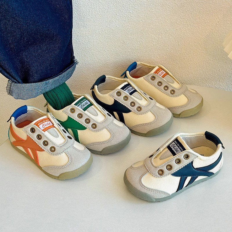 2025 Spring and Autumn Styles of Children's Canvas Shoes Soft - soled Casual Skate Shoes for Boys and Girls Indoor Shoes for Kindergarten Baby Wa