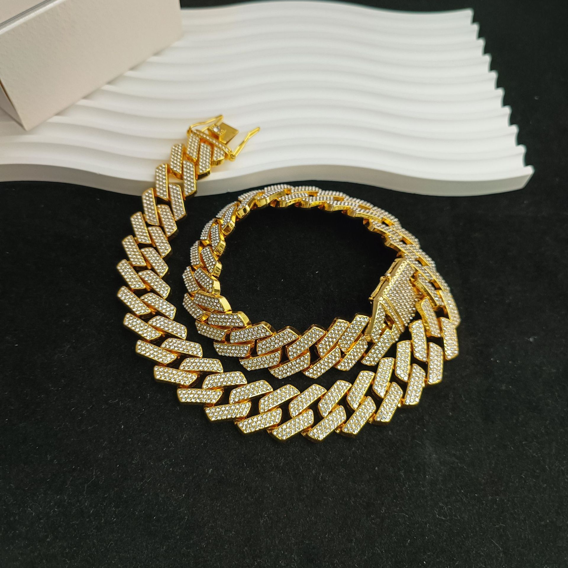 Luxury Jewelry Designer Jewelry Fashion Alloy Rhinestone Chain Link 20mm Diamond Full Necklace Three Rows Full Diamond Cross-border Hot Item